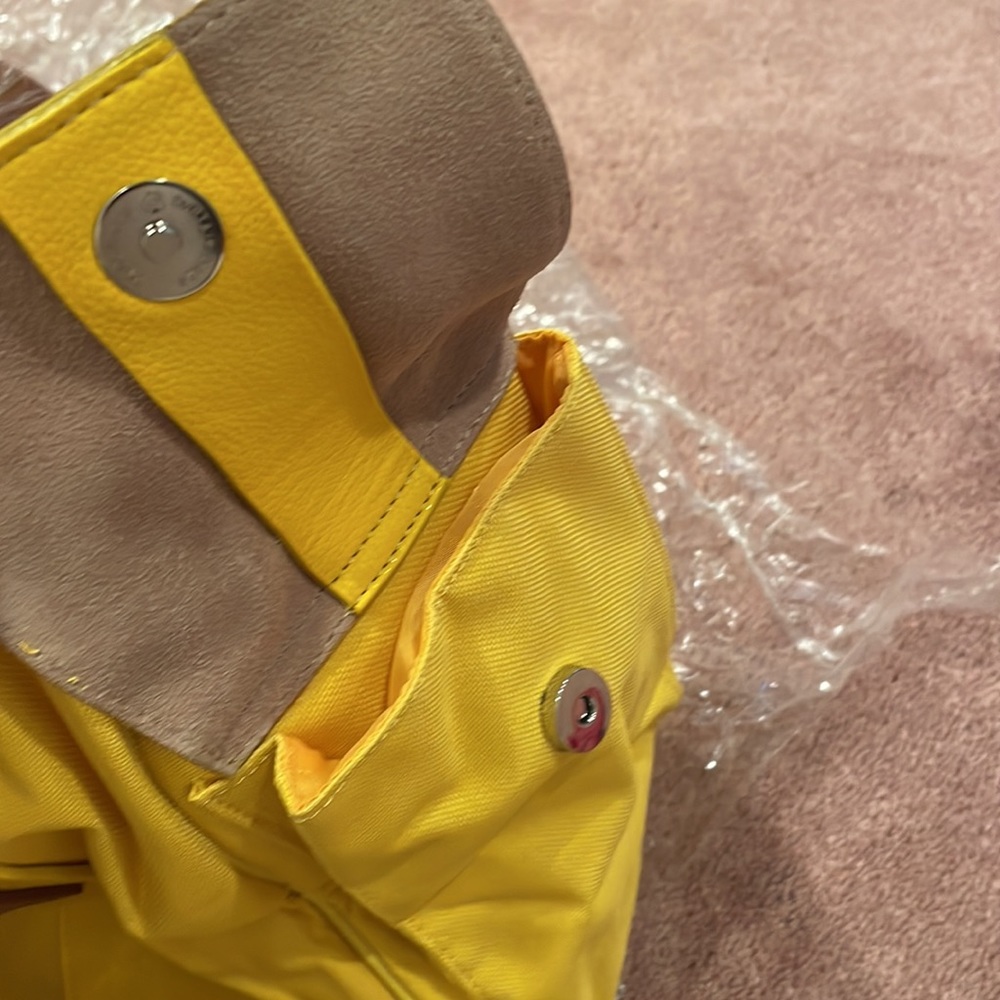 Yellow Duffle STRAIGHT DOWN brand zipper closer carryall bag gym work carryon - Picture 8 of 9